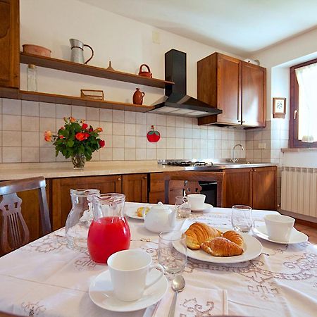 Agriturismo Le Colombe Ассізі Номер фото
