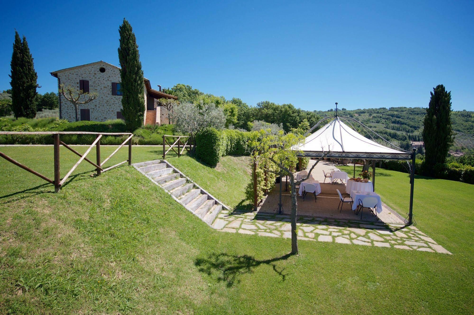Agriturismo Le Colombe Ассізі Екстер'єр фото